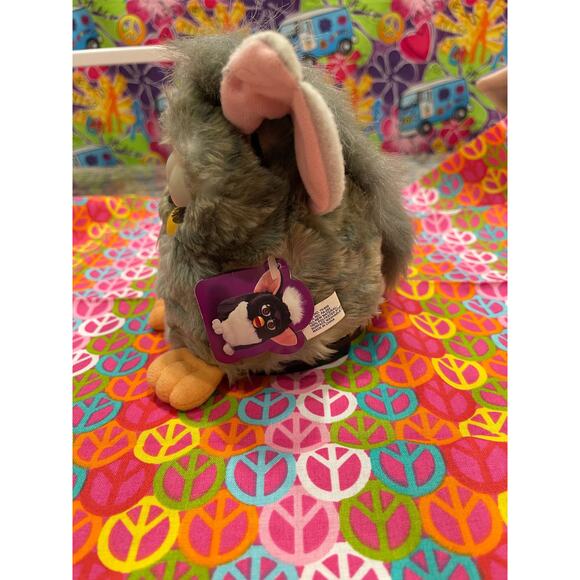 Vintage 1990s Tiger Electronics Furby Tie Dye Interactive Plush Toy NOT Working - Picture 2 of 5